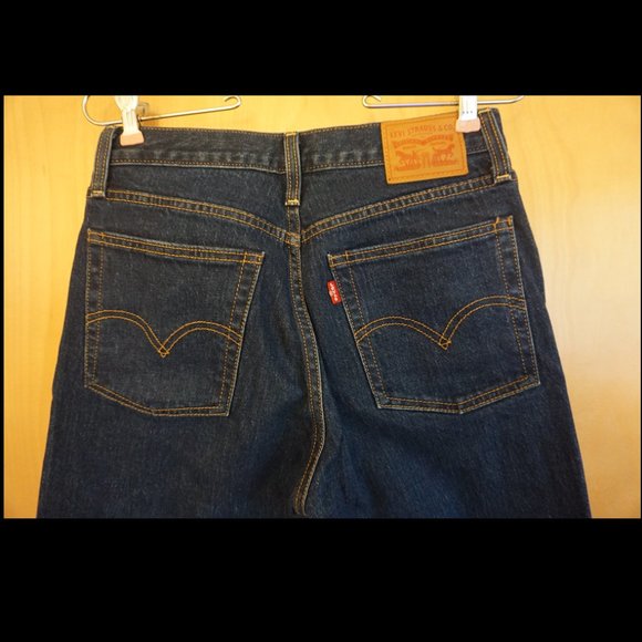 Levi's Wedgie Fit Jeans, 27, "something cheeky" - Picture 4 of 5